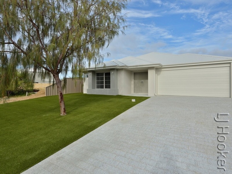 97 Queen Parade, Wannanup WA 6210