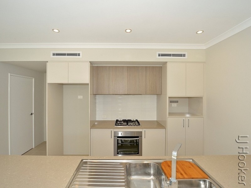 174 Boardwalk Boulevard, Halls Head WA 6210