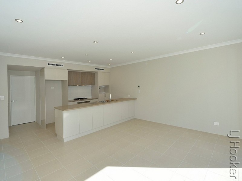 174 Boardwalk Boulevard, Halls Head WA 6210