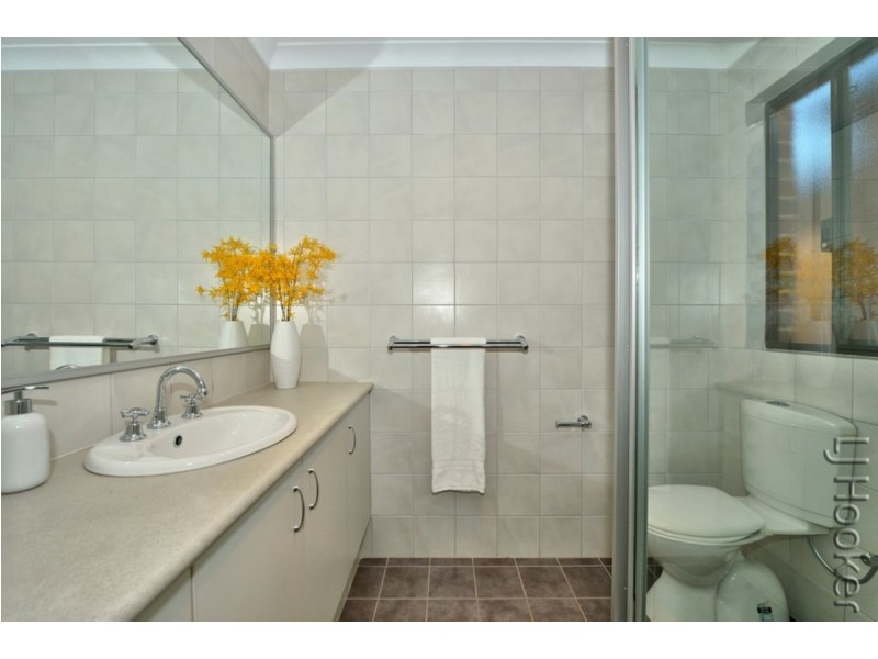 2/66 Bennett Brook Circle, Greenfields WA 6210