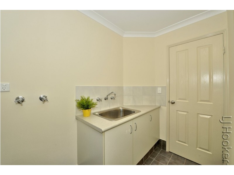 2/66 Bennett Brook Circle, Greenfields WA 6210