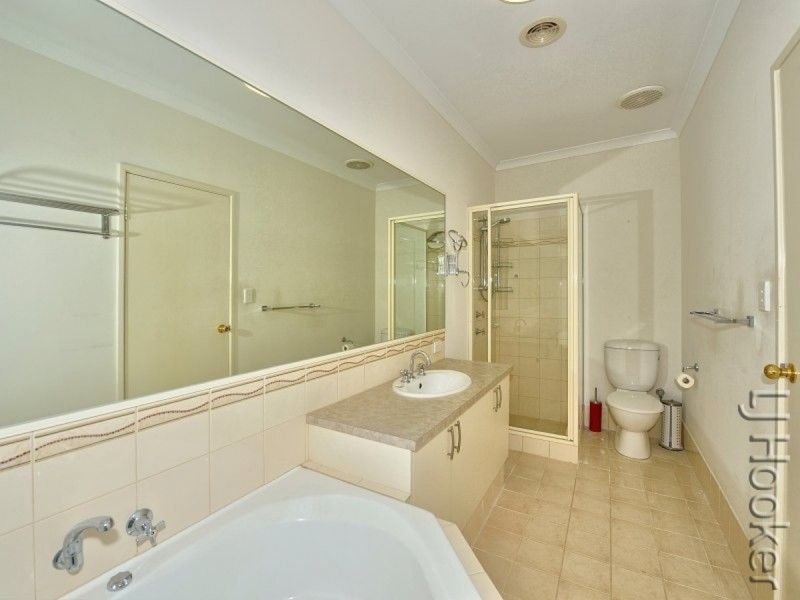 51 Quandong Parkway, Halls Head WA 6210