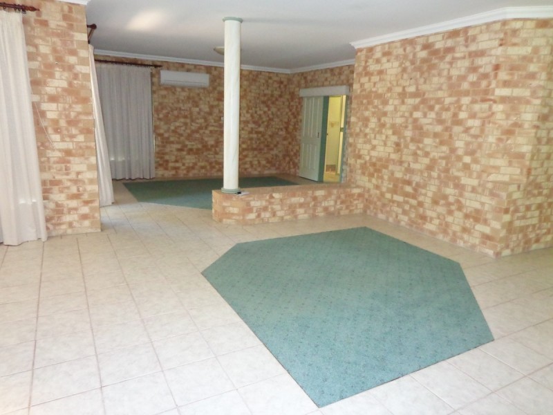 16 Karrul Way, Greenfields WA 6210