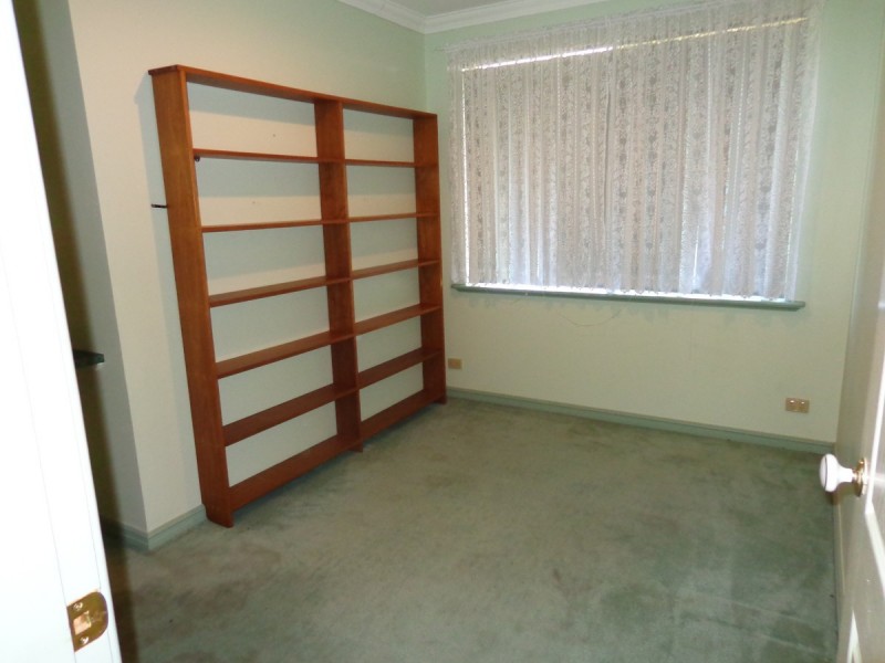 16 Karrul Way, Greenfields WA 6210