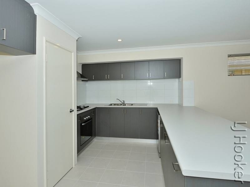 12 Harvey Crescent, South Yunderup WA 6208