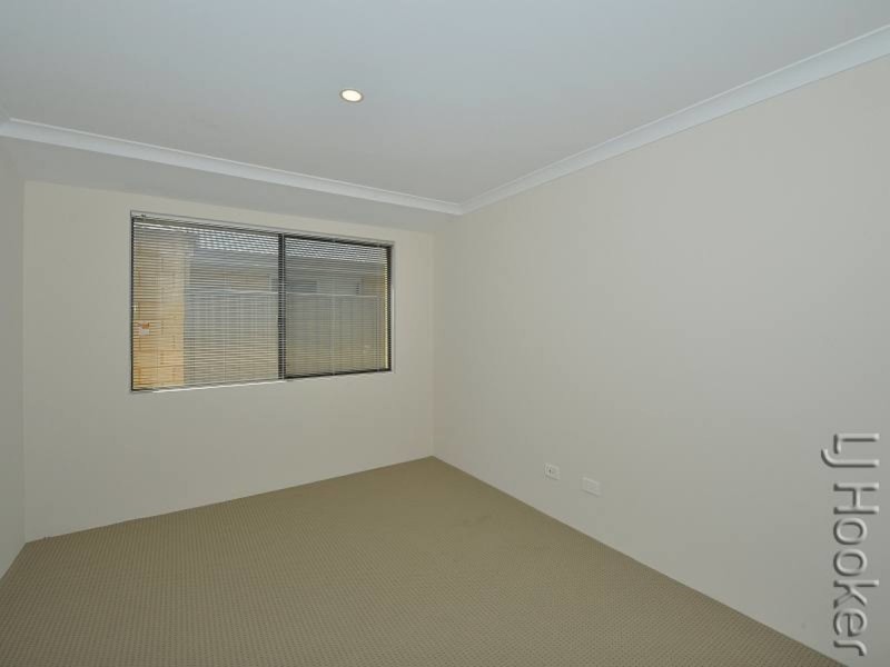 12 Harvey Crescent, South Yunderup WA 6208