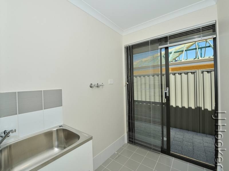 12 Harvey Crescent, South Yunderup WA 6208