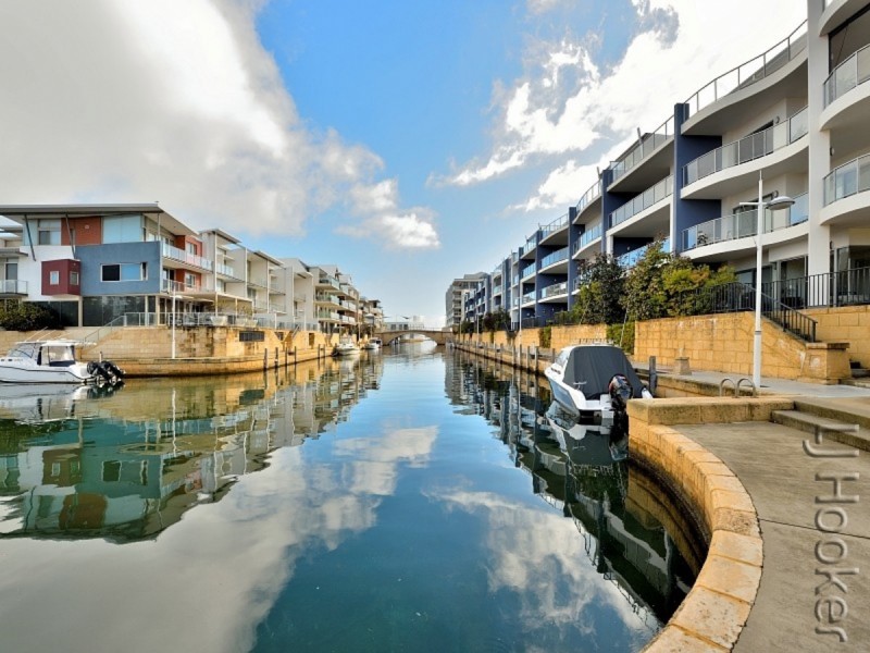 24/3 The Palladio, Mandurah WA 6210