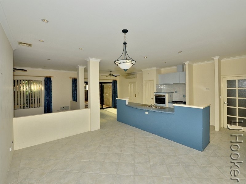 12 Mayfair Mews, Meadow Springs WA 6210