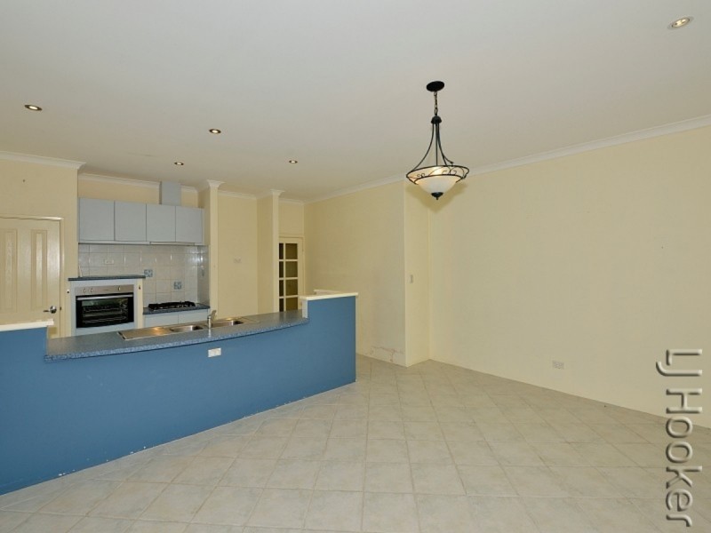 12 Mayfair Mews, Meadow Springs WA 6210