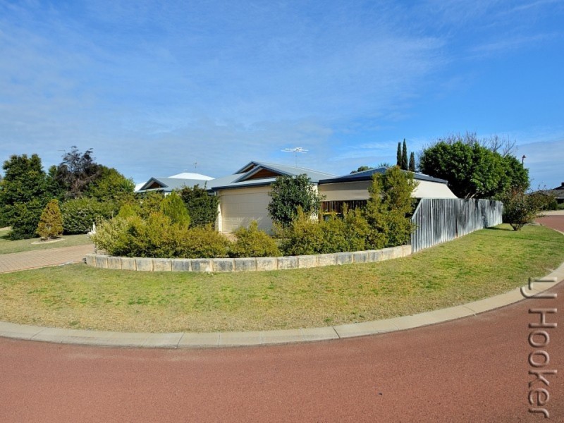 12 Mayfair Mews, Meadow Springs WA 6210