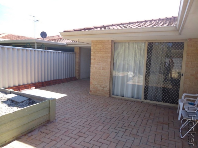 9A Magnolia Rise, Halls Head WA 6210