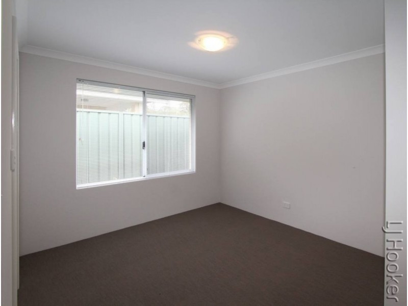 24 Encourage Loop, Dudley Park WA 6210