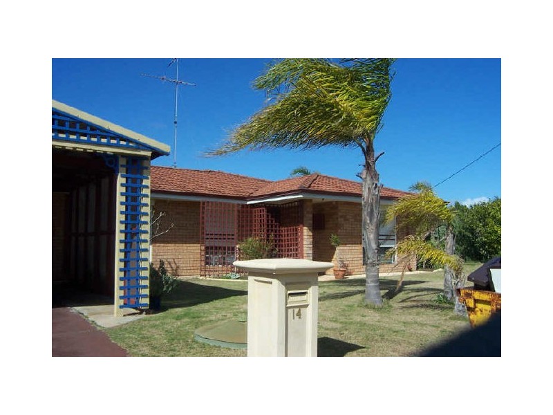 14 Challenger Road, Madora Bay WA 6210