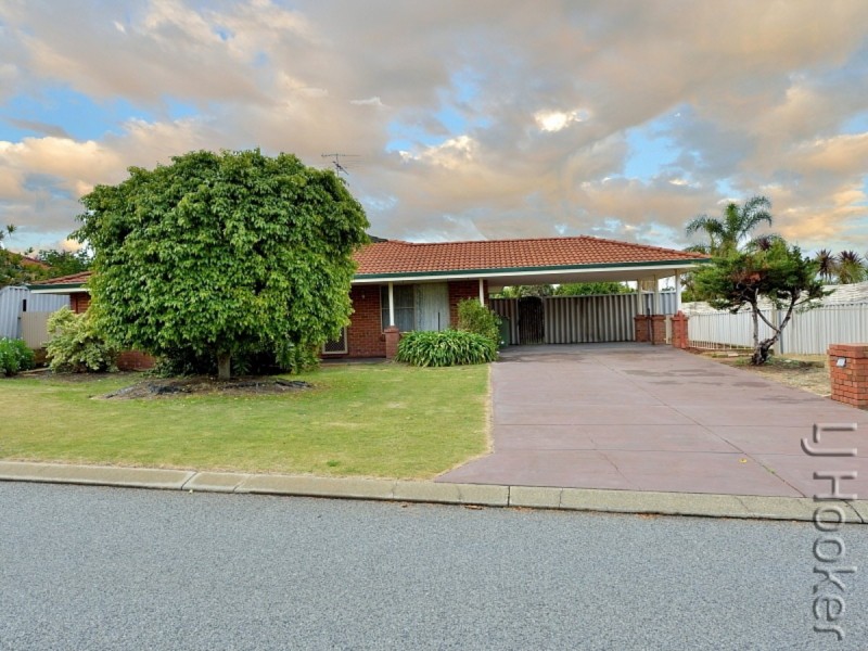2 Willmott Close, Halls Head WA 6210