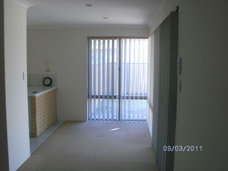13 Everlasting Retreat, Halls Head WA 6210