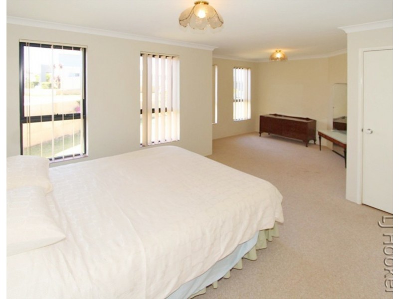 14 Britawast Road, Madora Bay WA 6210