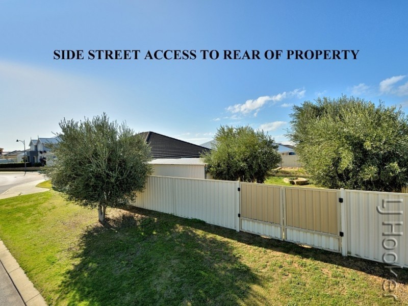 14 Britawast Road, Madora Bay WA 6210