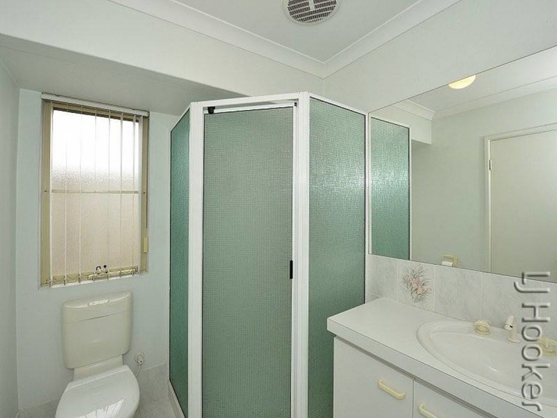 10 Peron Place, San Remo WA 6210