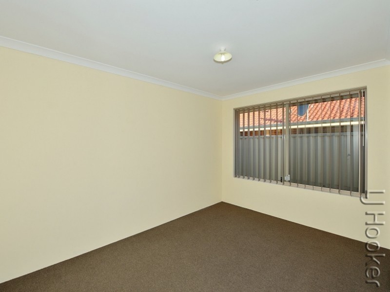 8 Pingle Drive, Greenfields WA 6210