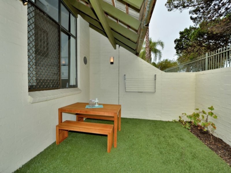 8/124-130 Mandurah Terrace, Mandurah WA 6210