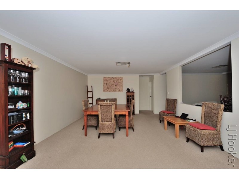 28 Camden Way, Meadow Springs WA 6210