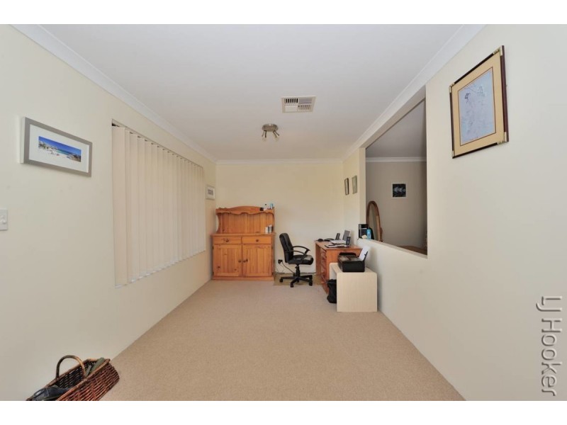 28 Camden Way, Meadow Springs WA 6210