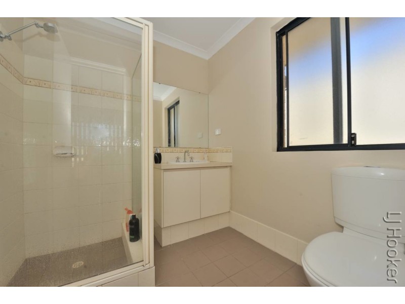 28 Camden Way, Meadow Springs WA 6210