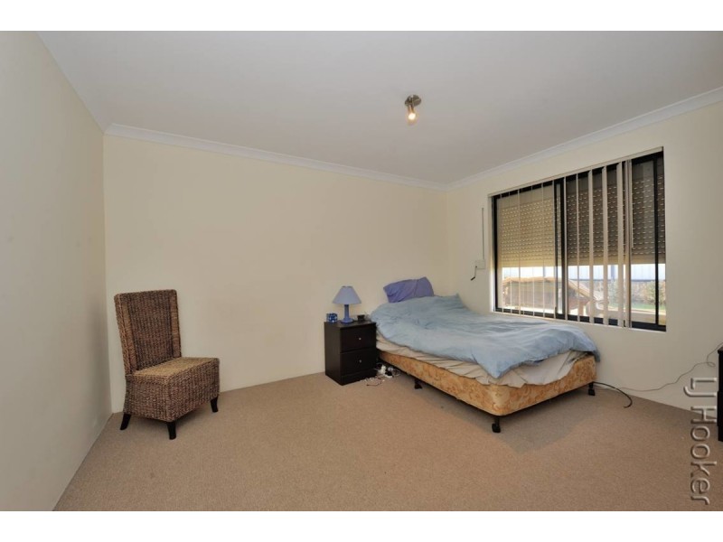 28 Camden Way, Meadow Springs WA 6210