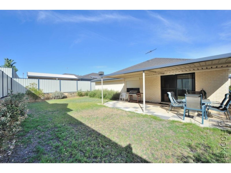 28 Camden Way, Meadow Springs WA 6210