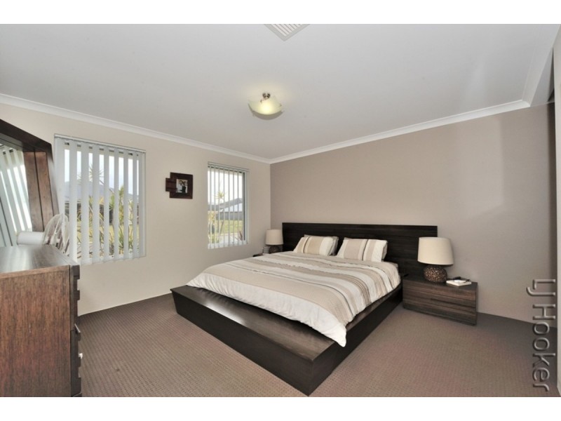 18 Adriana Way, Halls Head WA 6210