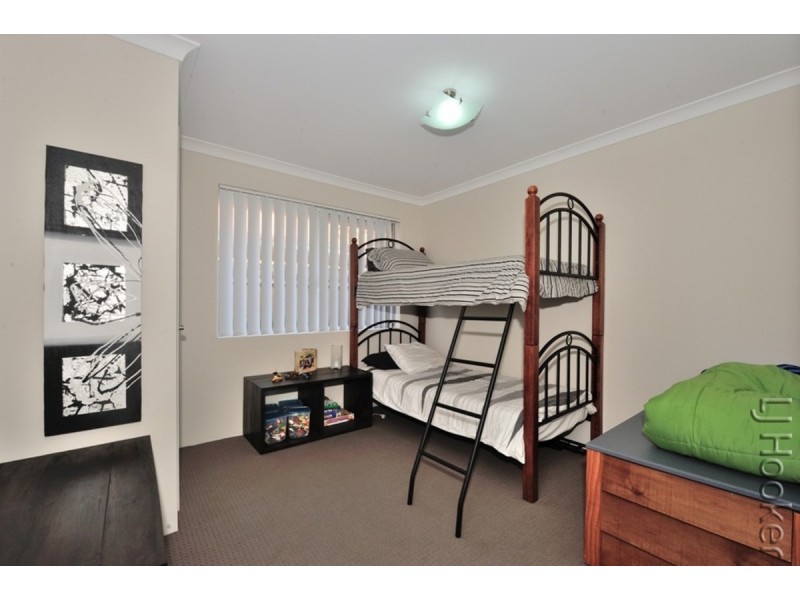 18 Adriana Way, Halls Head WA 6210