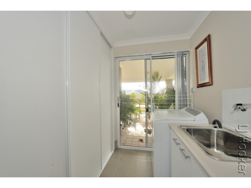 18 Adriana Way, Halls Head WA 6210