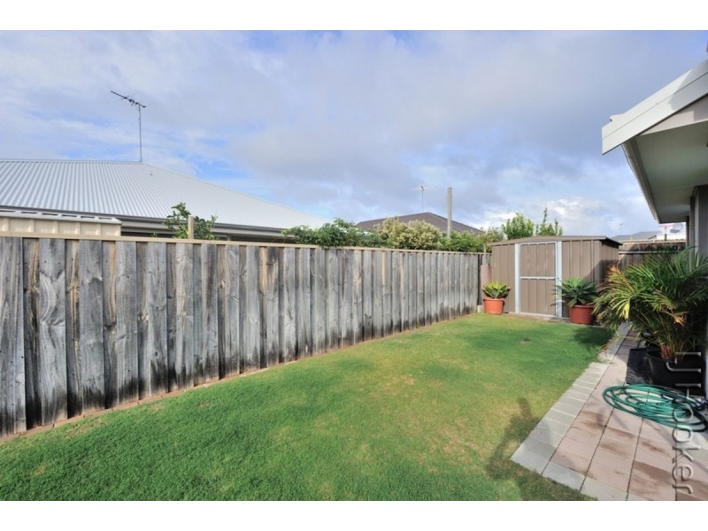 18 Adriana Way, Halls Head WA 6210