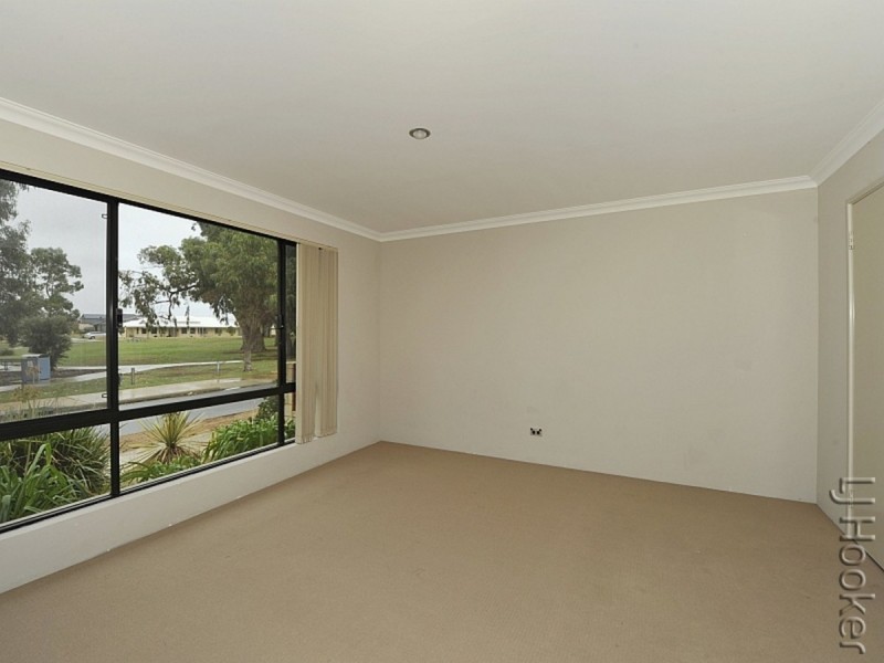 26 Keystone Loop, Secret Harbour WA 6173