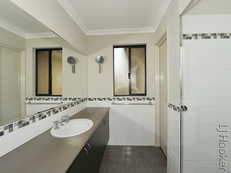 26 Keystone Loop, Secret Harbour WA 6173