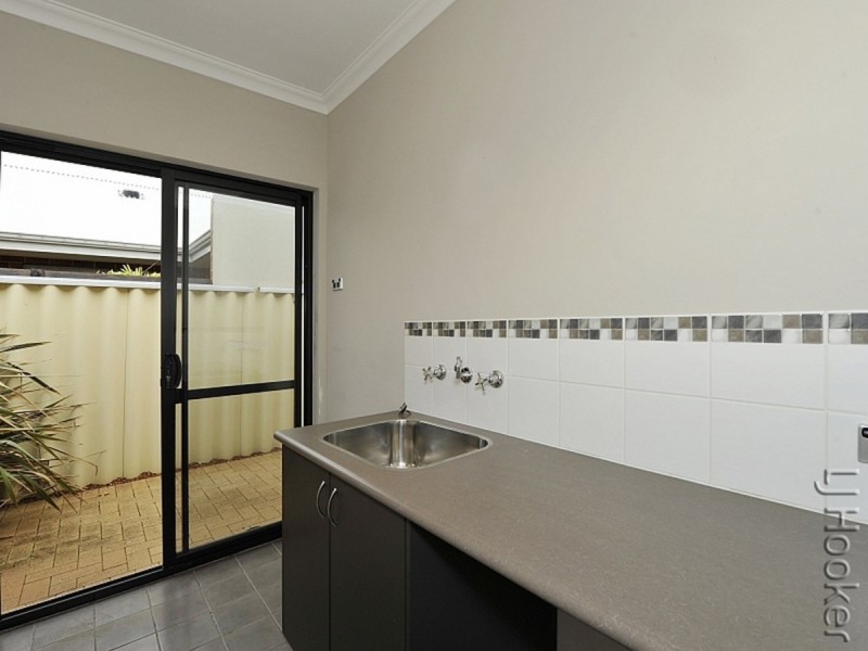 26 Keystone Loop, Secret Harbour WA 6173