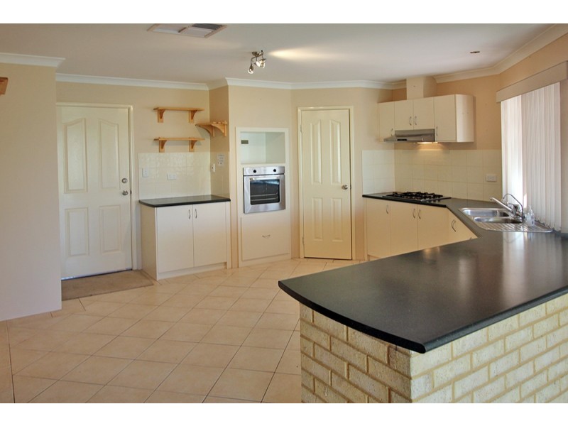 11 Tammin Court, Dawesville WA 6211
