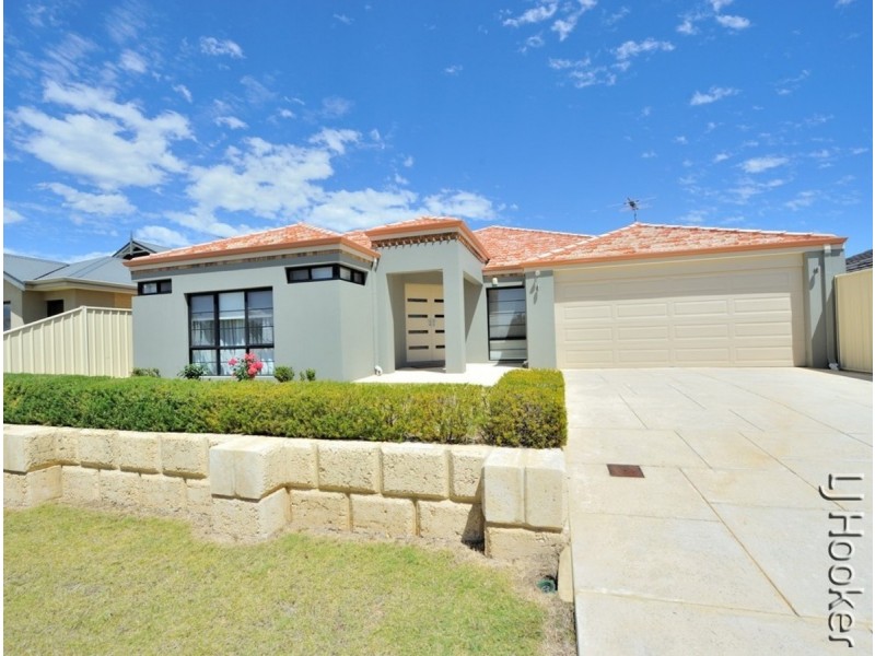 3 Lea Wynd, Lakelands WA 6180