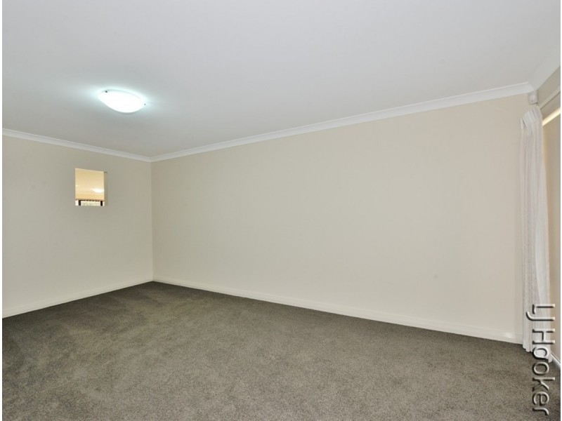 3 Lea Wynd, Lakelands WA 6180