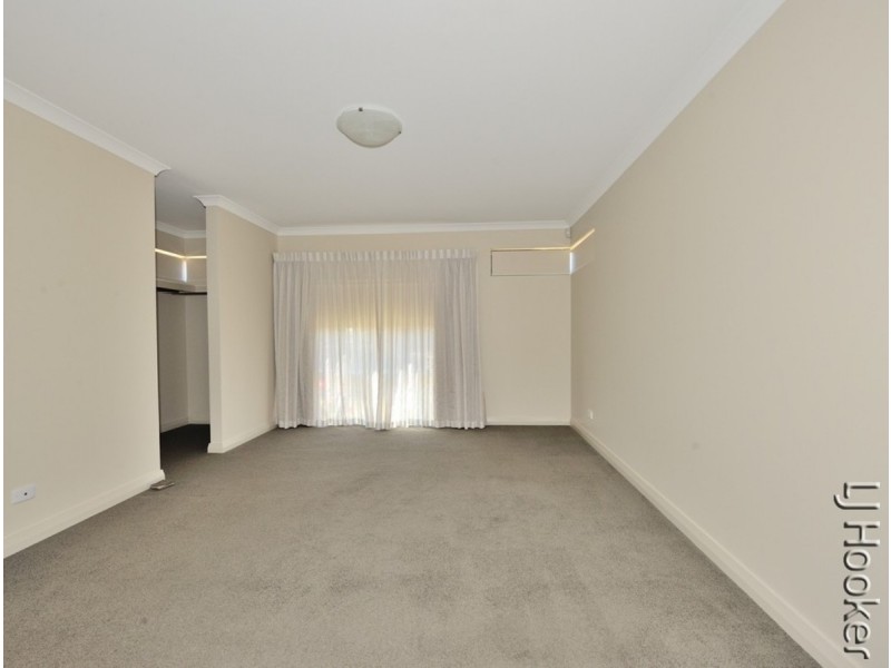 3 Lea Wynd, Lakelands WA 6180