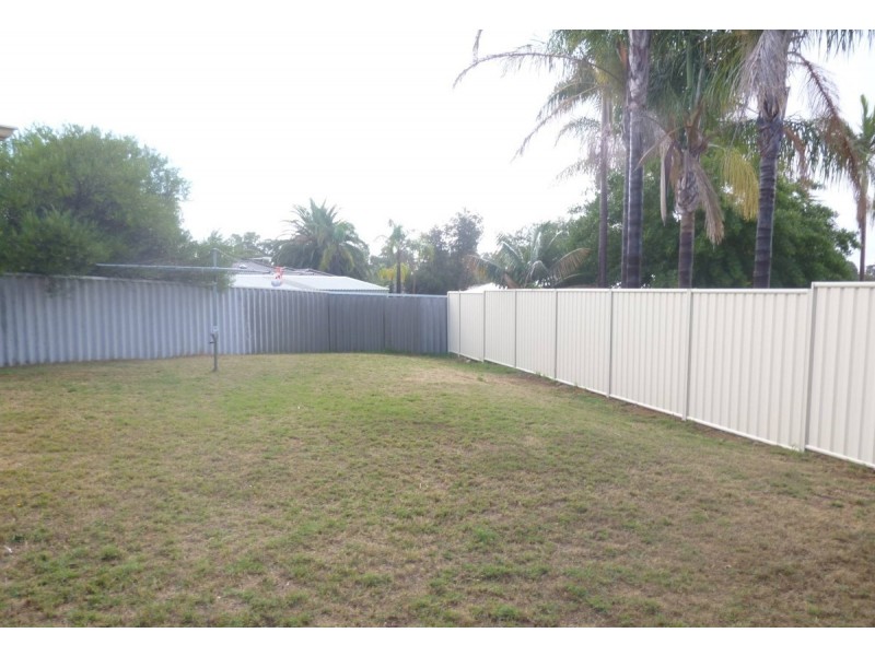 9B Parilla Court, Greenfields WA 6210