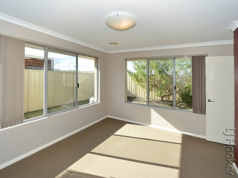 2 Mystery Way, Dudley Park WA 6210