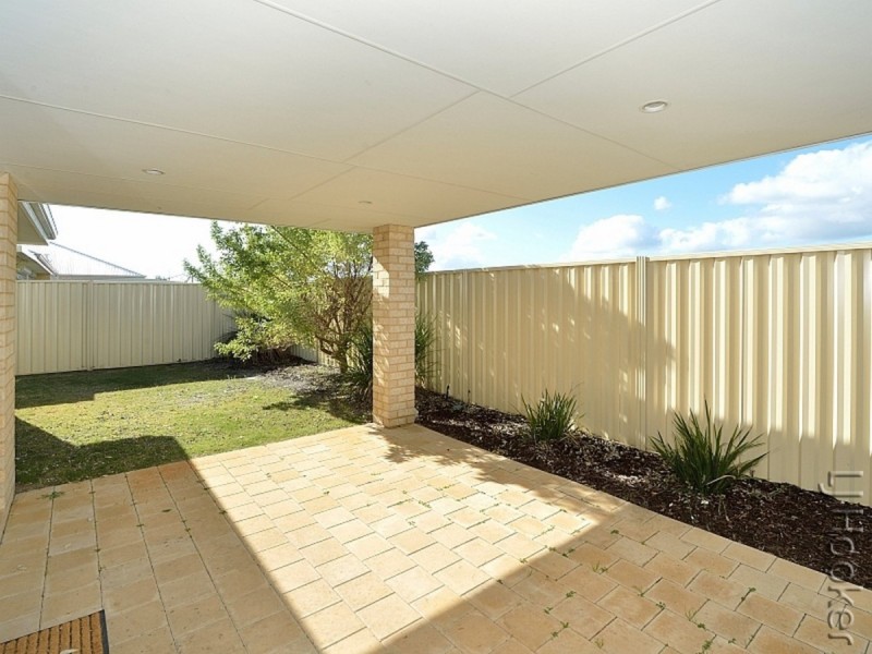 2 Mystery Way, Dudley Park WA 6210