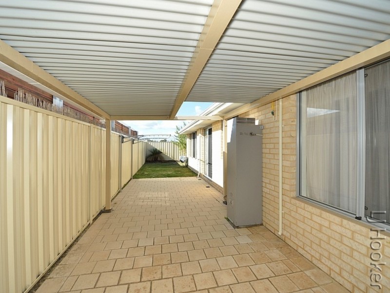 2 Mystery Way, Dudley Park WA 6210
