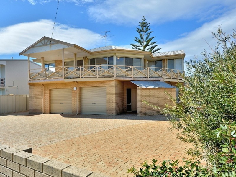 38 Sabina Drive, Madora Bay WA 6210