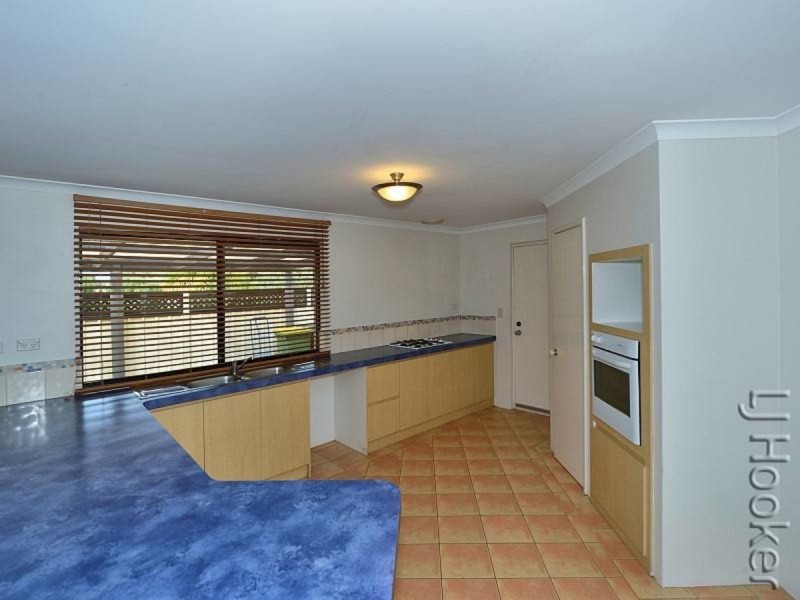 5A Valentino Close, Greenfields WA 6210
