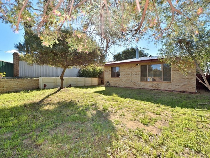 1/27 Luckhurst Drive, Mandurah WA 6210