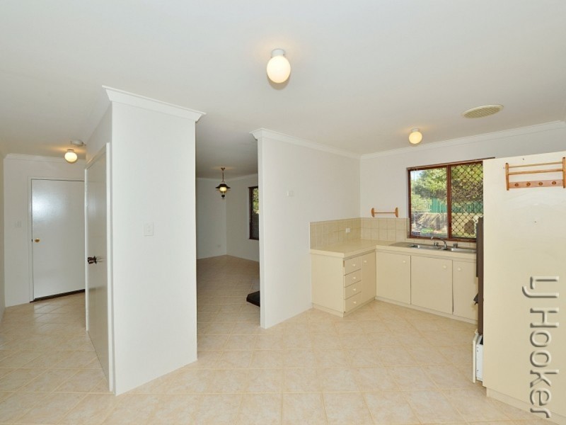 1/27 Luckhurst Drive, Mandurah WA 6210