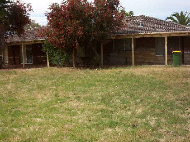 5 Nesbit Way, Barragup WA 6210